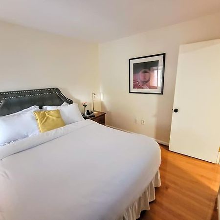 Nice 2 Bdr 2 Bath Near Airport With Fast Wifi And Parking Herndon Dış mekan fotoğraf