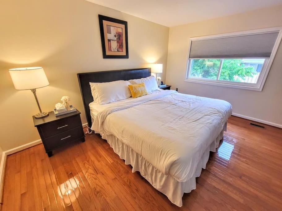 Nice 2 Bdr 2 Bath Near Airport With Fast Wifi And Parking Herndon Dış mekan fotoğraf