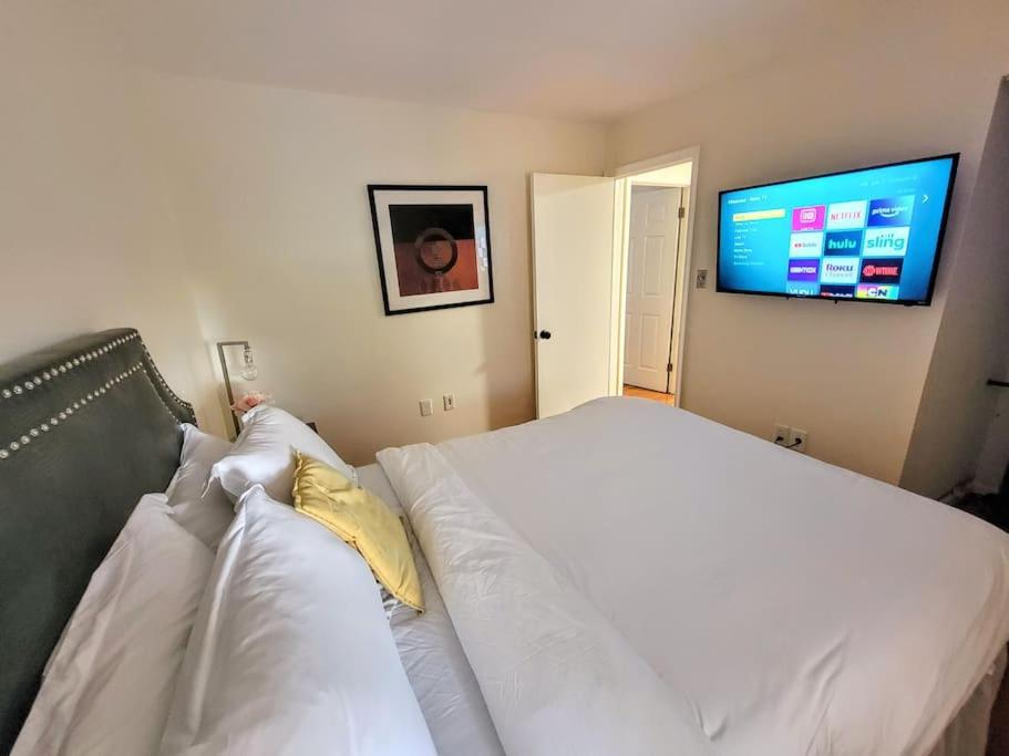 Nice 2 Bdr 2 Bath Near Airport With Fast Wifi And Parking Herndon Dış mekan fotoğraf