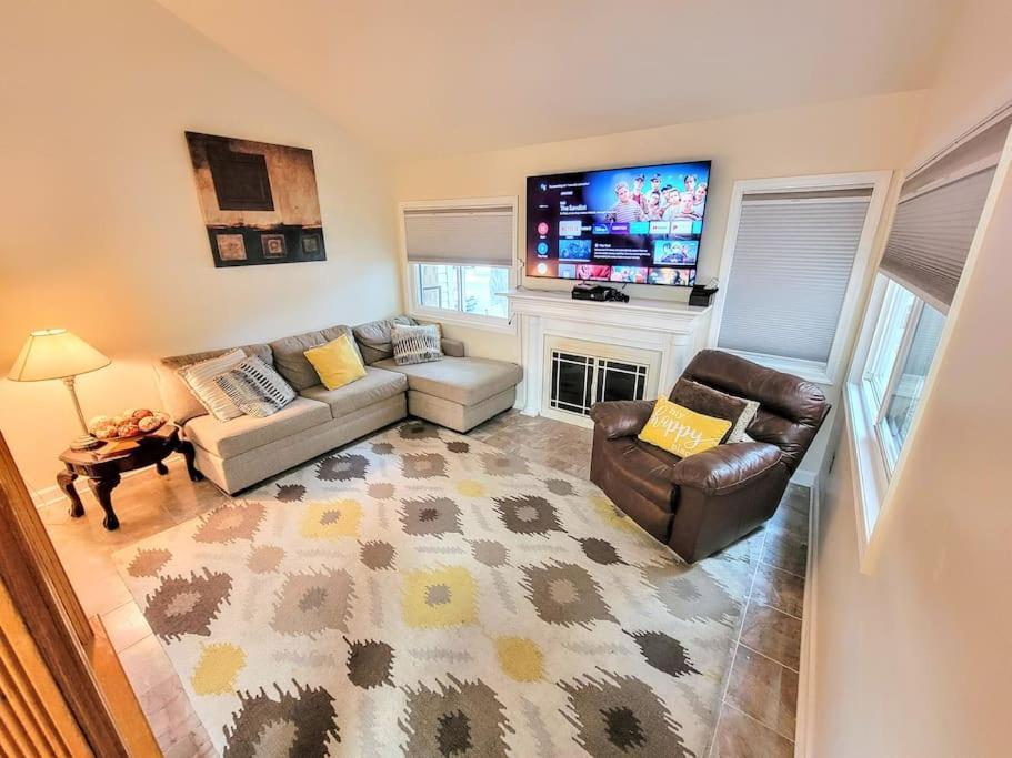 Nice 2 Bdr 2 Bath Near Airport With Fast Wifi And Parking Herndon Dış mekan fotoğraf