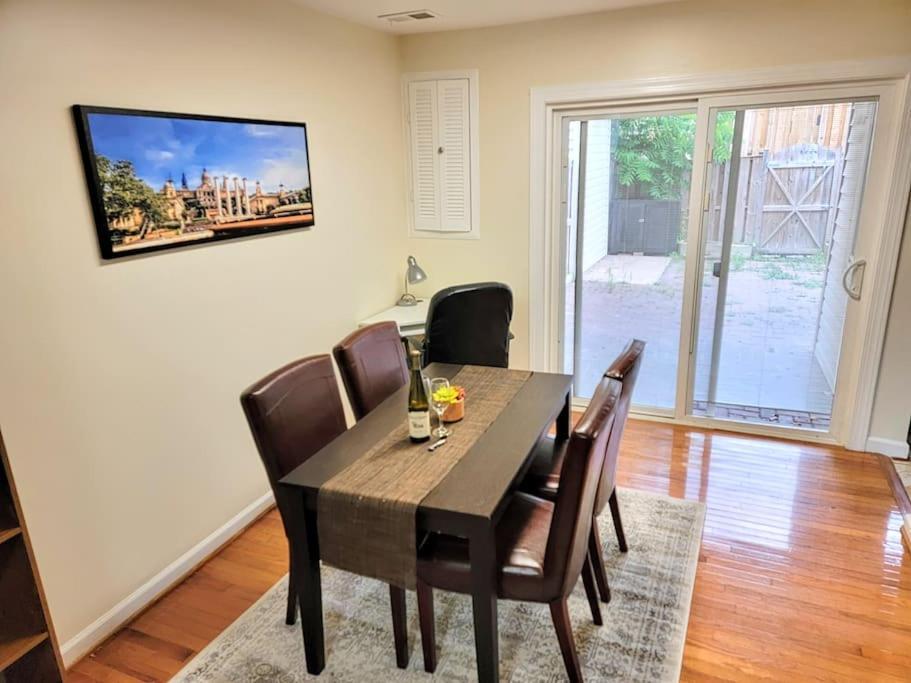 Nice 2 Bdr 2 Bath Near Airport With Fast Wifi And Parking Herndon Dış mekan fotoğraf