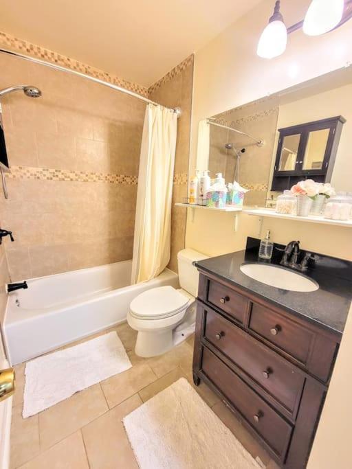 Nice 2 Bdr 2 Bath Near Airport With Fast Wifi And Parking Herndon Dış mekan fotoğraf